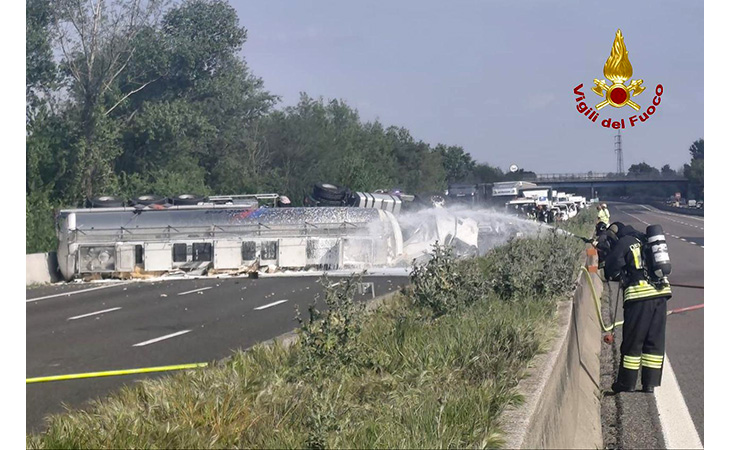 Incidente in A14: autostrada chiusa e code chilometriche anche nella ...